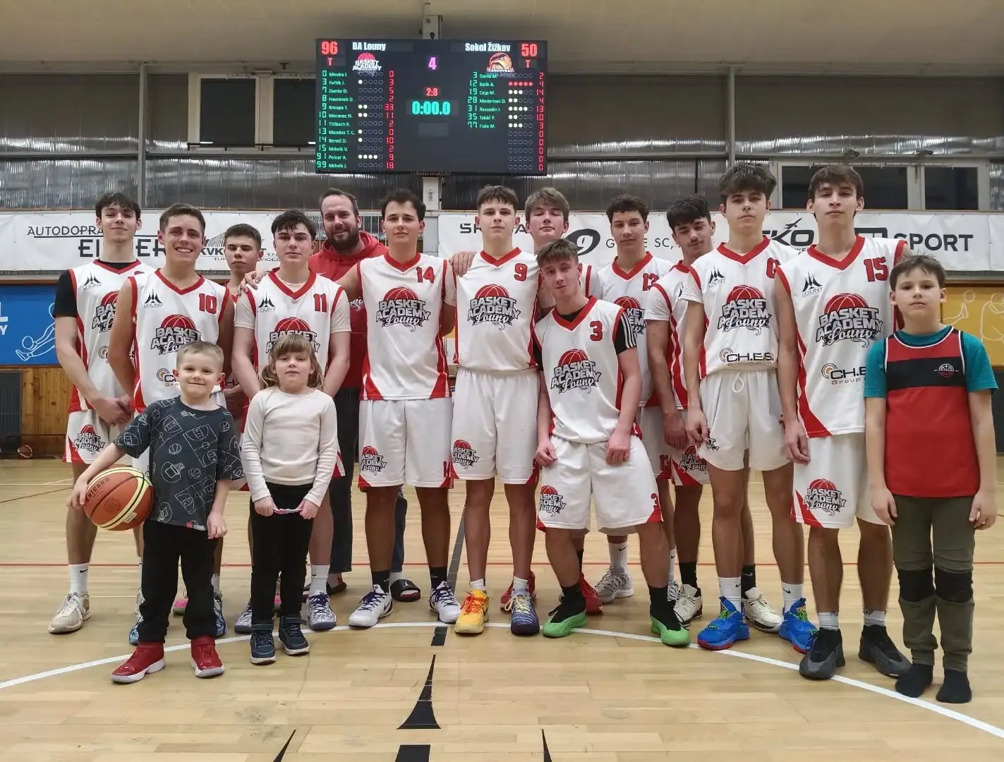 Muži U19 vstupují do finálové skupiny výhrou