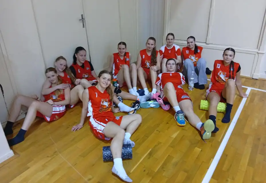 Ženy U19 prohrávají v dalším kole NRL