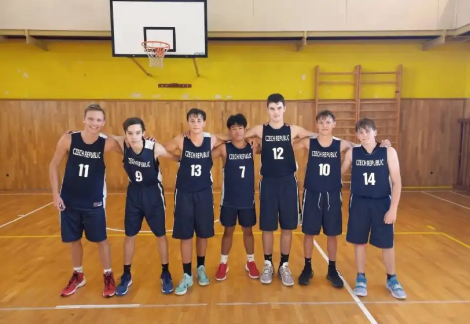 Kadeti U17 pokračovali v lize i NRL 