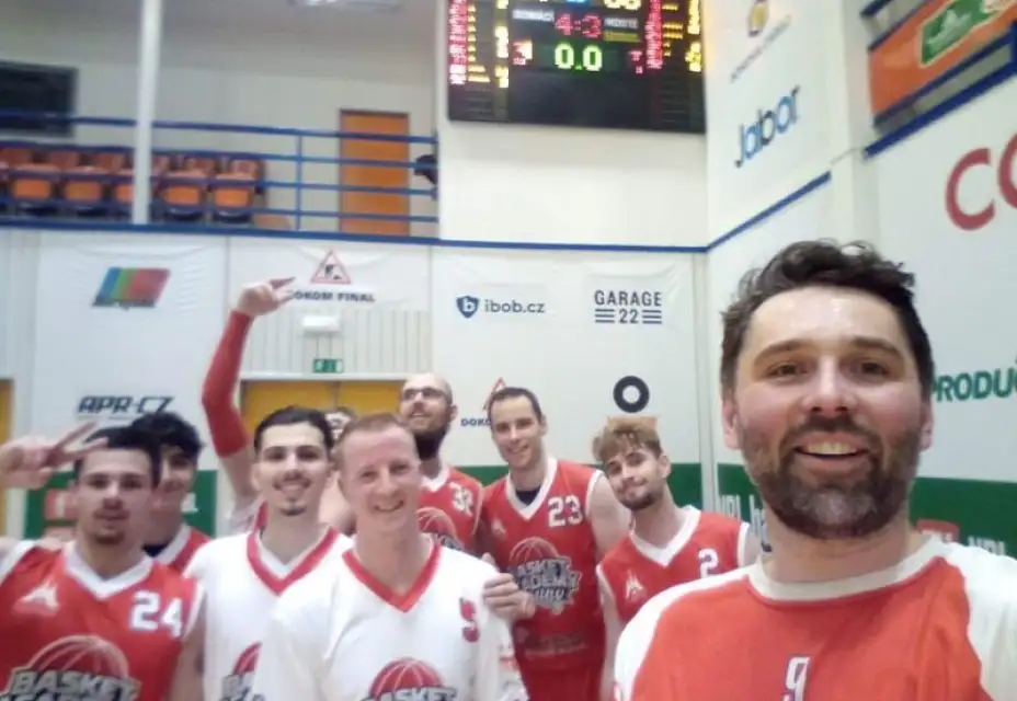 Muži vezou z Děčína návrat na 1.