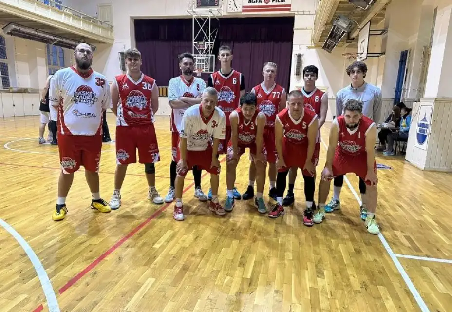 Muži propadli na palubovce Liberce