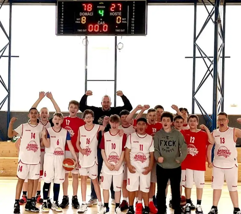 Výhry na konec sezóny záků U13